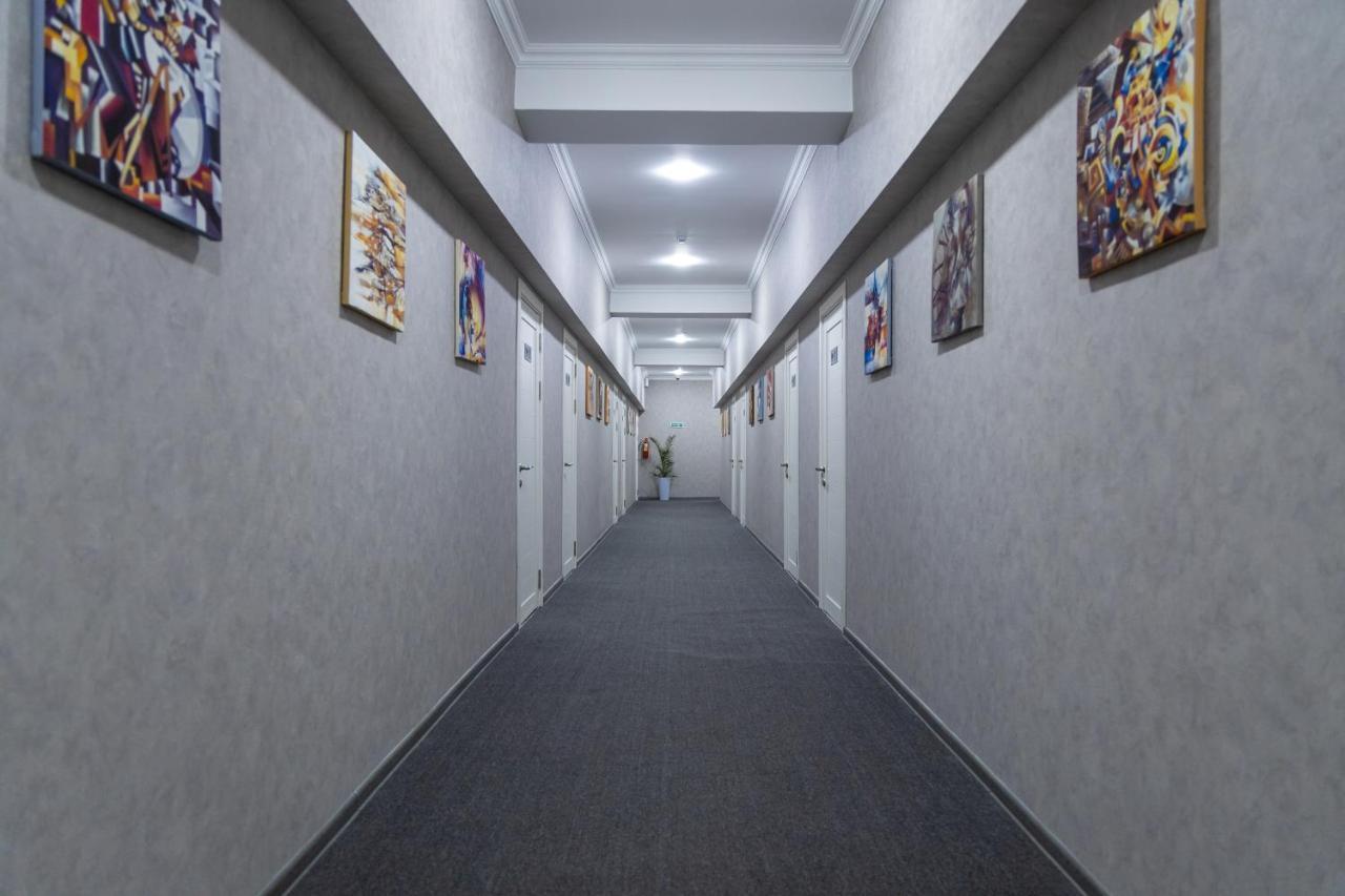 The Time Hotel Tashkent Esterno foto